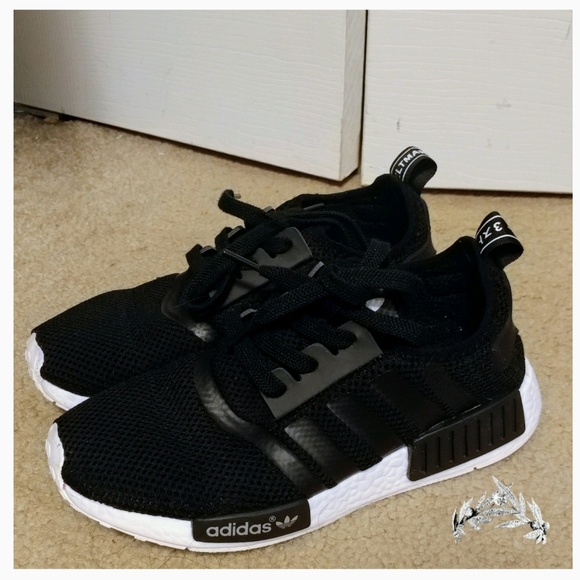 nmd r1 running